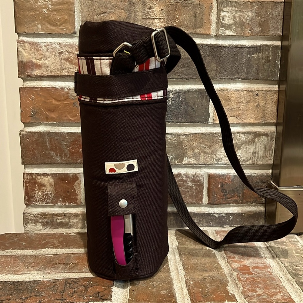 Insulated wine bag